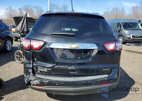 2017 Chevrolet Traverse Lt z USA, uszkodzony, nr VIN 1GNKVGKD2HJ295991